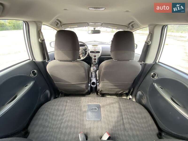 Хэтчбек Mitsubishi i-MiEV 2012 в Черновцах фото 13 Хэтчбек Mitsubishi i-MiEV 2012 в Черновцах