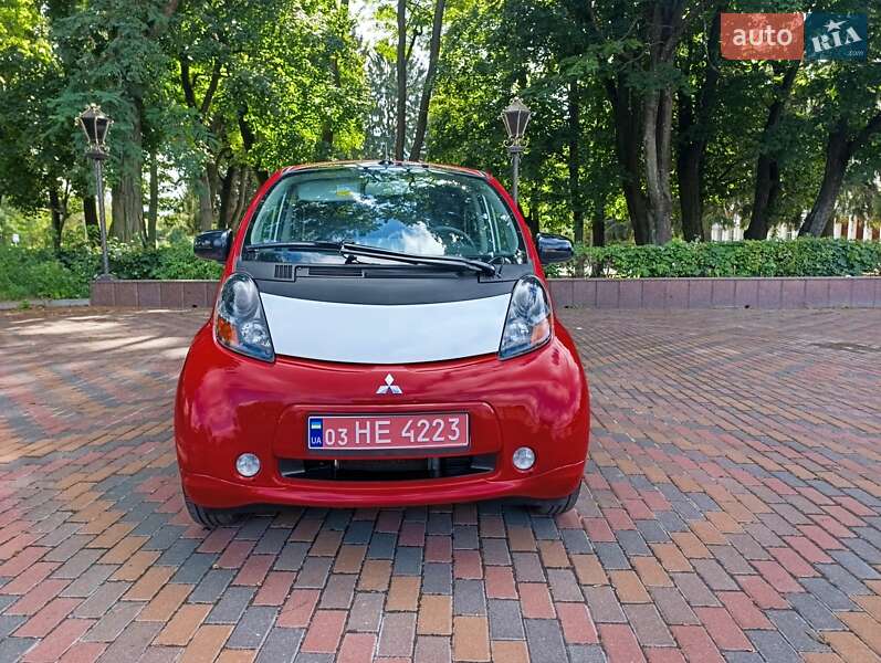 Хэтчбек Mitsubishi i-MiEV 2011 в Звягеле