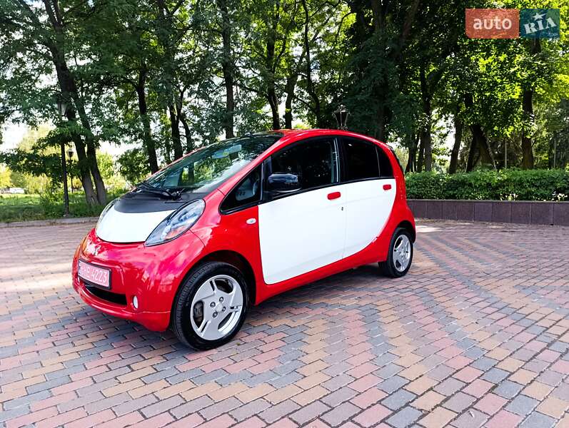 Хэтчбек Mitsubishi i-MiEV 2011 в Звягеле