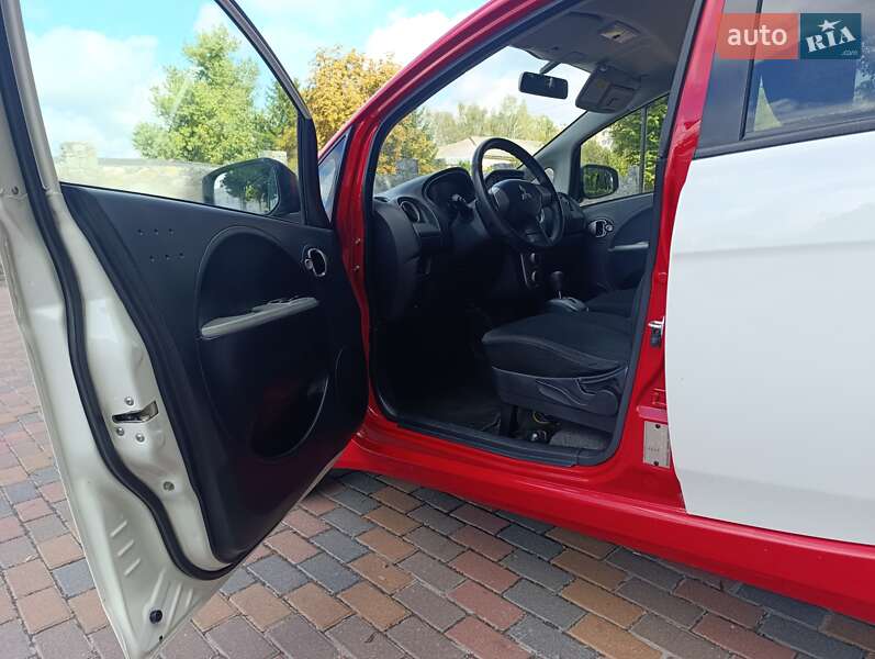 Хэтчбек Mitsubishi i-MiEV 2011 в Звягеле