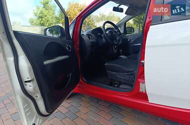 Хетчбек Mitsubishi i-MiEV 2011 в 