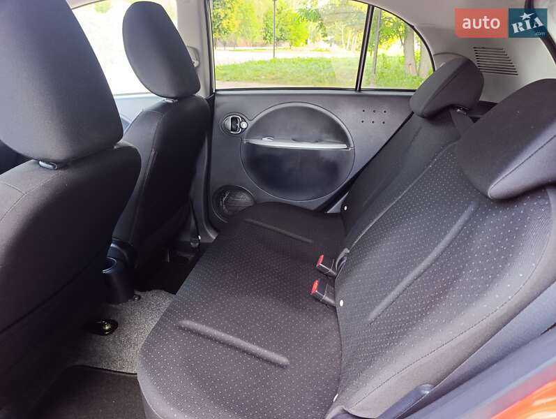 Хэтчбек Mitsubishi i-MiEV 2011 в Звягеле