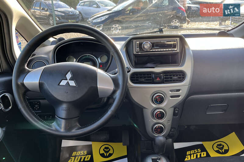 Хэтчбек Mitsubishi i-MiEV 2010 в Стрые