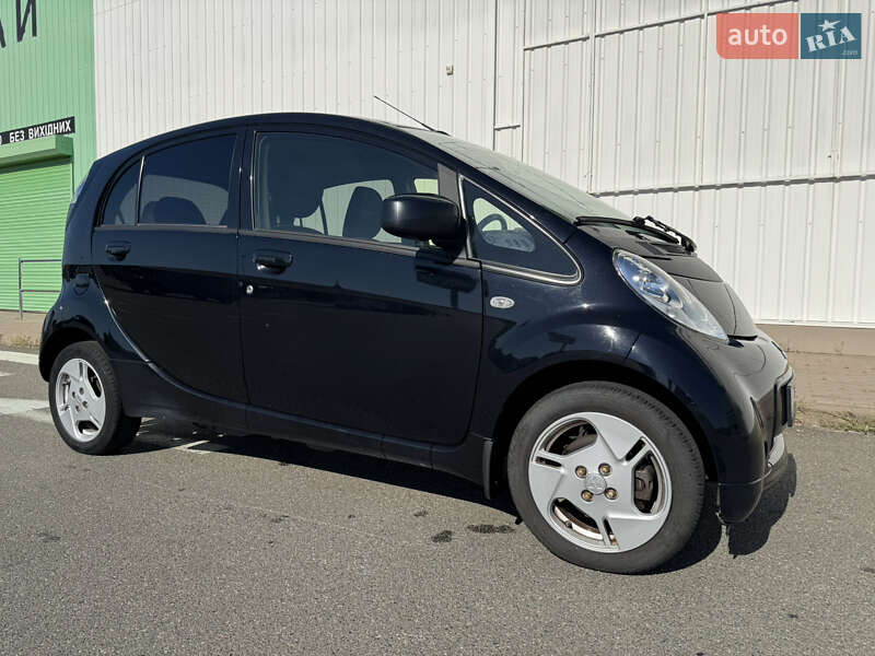 Хетчбек Mitsubishi i-MiEV 2015 в Києві