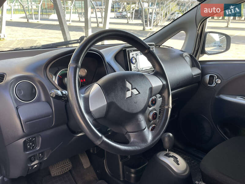 Хэтчбек Mitsubishi i-MiEV 2011 в Львове