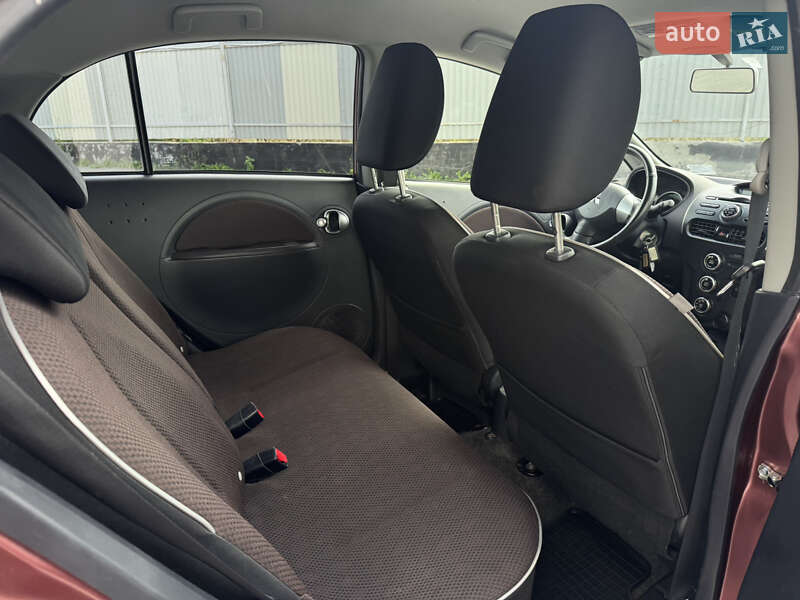 Хэтчбек Mitsubishi i-MiEV 2015 в Виннице