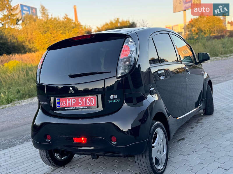 Хэтчбек Mitsubishi i-MiEV 2012 в Львове