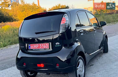 Хэтчбек Mitsubishi i-MiEV 2012 в 