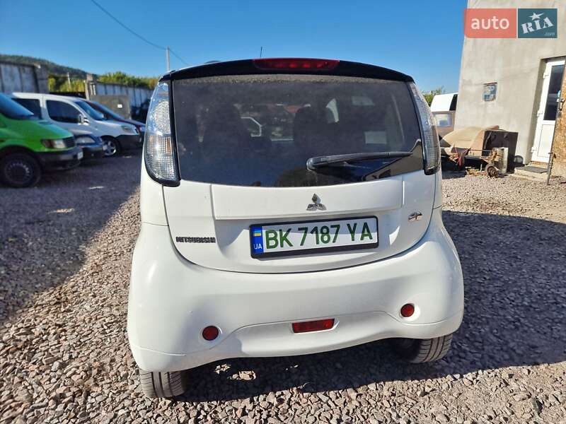 Хетчбек Mitsubishi i-MiEV 2011 в Кременці фото 6 Хетчбек Mitsubishi i-MiEV 2011 в Кременці