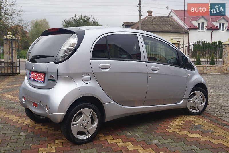 Хэтчбек Mitsubishi i-MiEV 2014 в Самборе