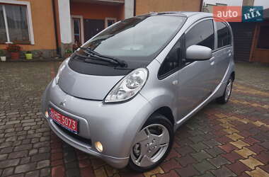 Хэтчбек Mitsubishi i-MiEV 2014 в 