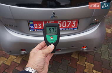 Хэтчбек Mitsubishi i-MiEV 2014 в 
