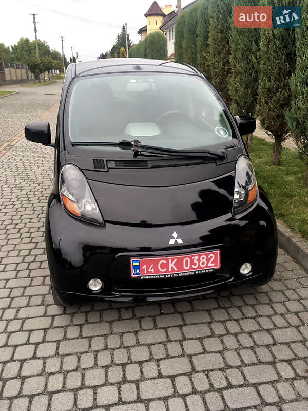 Хэтчбек Mitsubishi i-MiEV 2011 в Львове