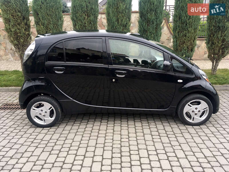 Хэтчбек Mitsubishi i-MiEV 2011 в Львове
