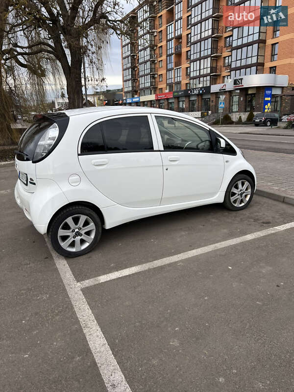 Хэтчбек Mitsubishi i-MiEV 2014 в Владимире