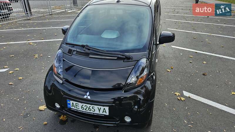 Хетчбек Mitsubishi i-MiEV 2011 в Дніпрі фото 54 Хетчбек Mitsubishi i-MiEV 2011 в Дніпрі