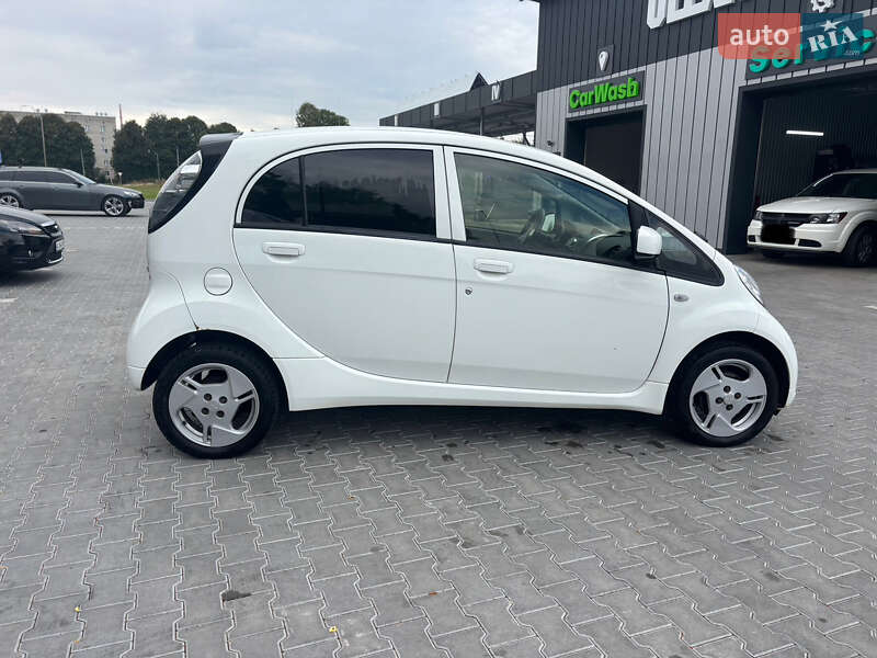 Хэтчбек Mitsubishi i-MiEV 2013 в Владимире