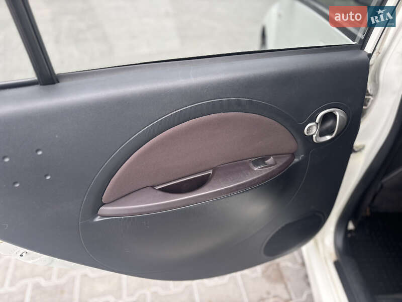 Хэтчбек Mitsubishi i-MiEV 2013 в Владимире