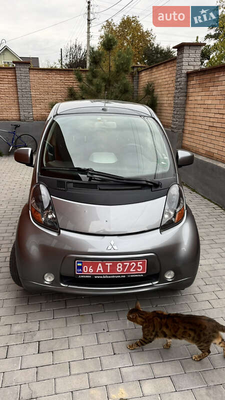 Хэтчбек Mitsubishi i-MiEV 2011 в Виннице фото 3 Хэтчбек Mitsubishi i-MiEV 2011 в Виннице