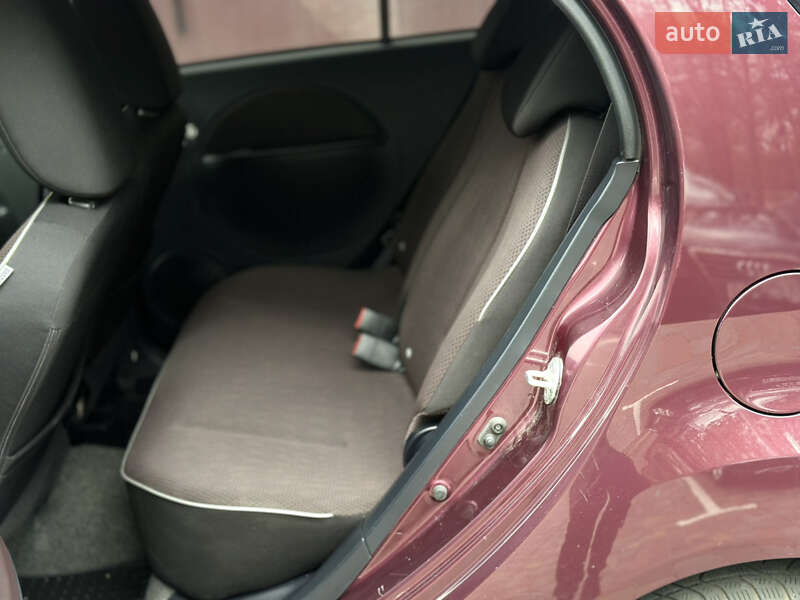 Хэтчбек Mitsubishi i-MiEV 2012 в Житомире фото 13 Хэтчбек Mitsubishi i-MiEV 2012 в Житомире