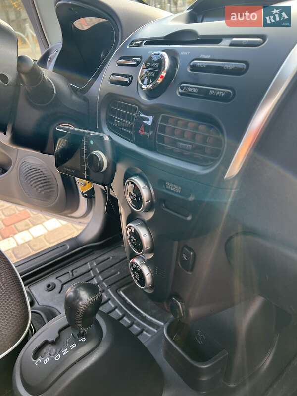 Хетчбек Mitsubishi i-MiEV 2016 в Дніпрі фото 12 Хетчбек Mitsubishi i-MiEV 2016 в Дніпрі