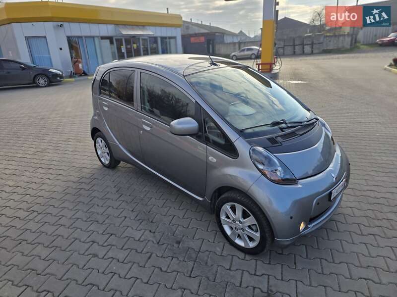 Хетчбек Mitsubishi i-MiEV 2011 в Луцьку фото 3 Хетчбек Mitsubishi i-MiEV 2011 в Луцьку