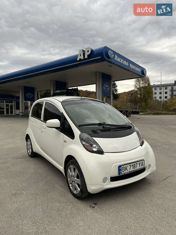Хэтчбек Mitsubishi i-MiEV 2011 в Кременце фото 2 Хэтчбек Mitsubishi i-MiEV 2011 в Кременце
