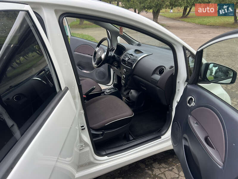 Хэтчбек Mitsubishi i-MiEV 2013 в Ровно фото 18 Хэтчбек Mitsubishi i-MiEV 2013 в Ровно