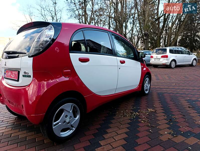 Хэтчбек Mitsubishi i-MiEV 2011 в Звягеле фото 6 Хэтчбек Mitsubishi i-MiEV 2011 в Звягеле