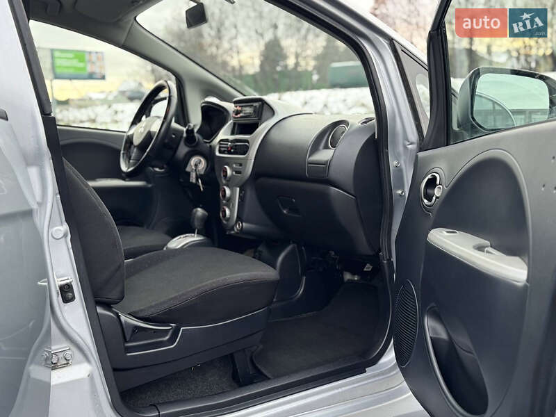 Хэтчбек Mitsubishi i-MiEV 2012 в Львове