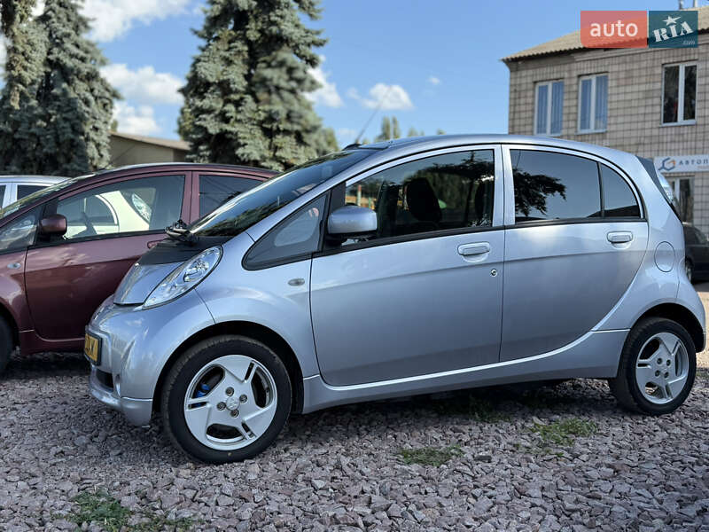 Хэтчбек Mitsubishi i-MiEV 2014 в Житомире