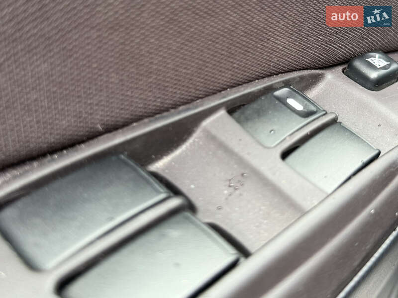 Хетчбек Mitsubishi i-MiEV 2014 в Житомирі