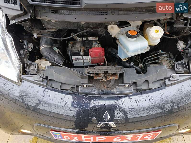 Хэтчбек Mitsubishi i-MiEV 2015 в Кременчуге фото 23 Хэтчбек Mitsubishi i-MiEV 2015 в Кременчуге