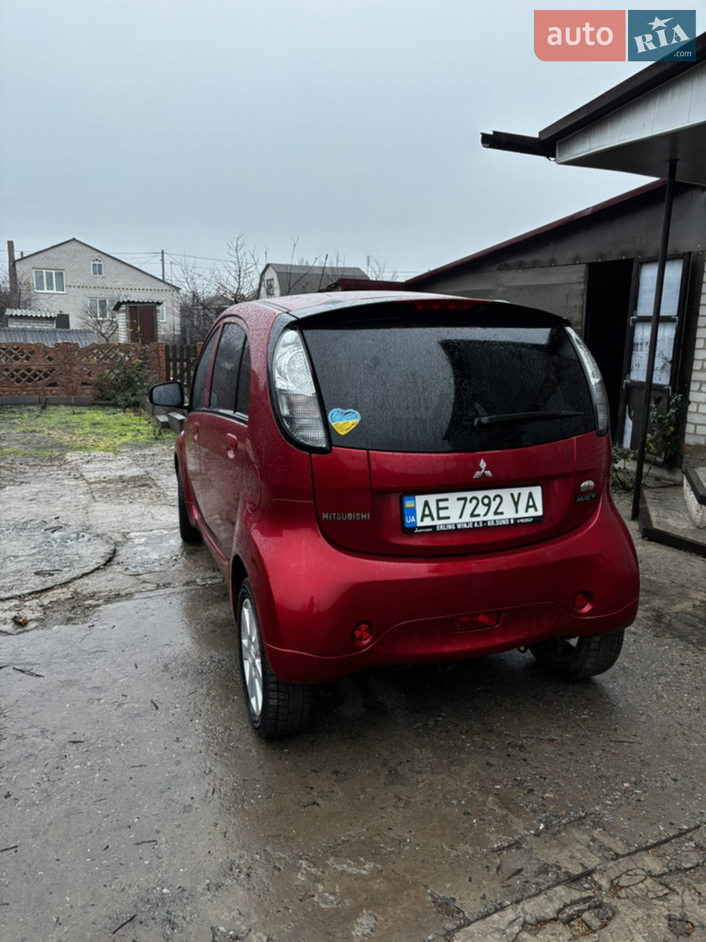 2017 Mitsubishi i-MiEV - мініатюра 12