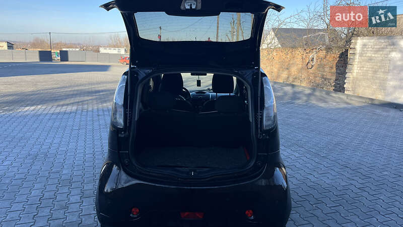 Хэтчбек Mitsubishi i-MiEV 2015 в Дубно