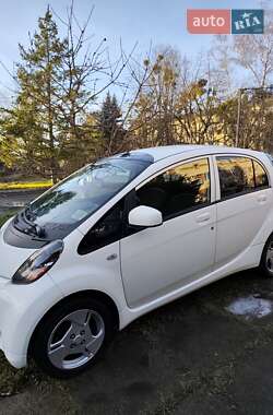 Хэтчбек Mitsubishi i-MiEV 2012 в Львове