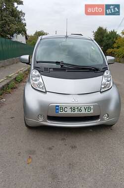 Хэтчбек Mitsubishi i-MiEV 2017 в Стрые