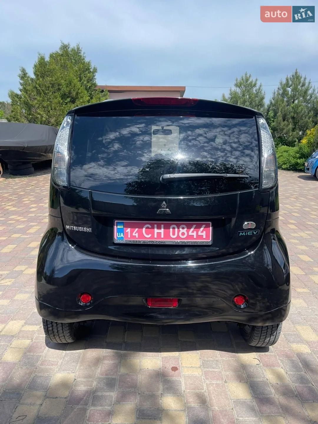2011 Mitsubishi i-MiEV - мініатюра 9