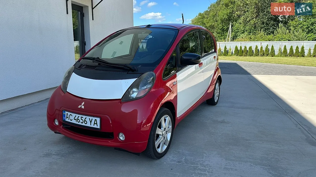 2011 Mitsubishi i-MiEV - мініатюра 12
