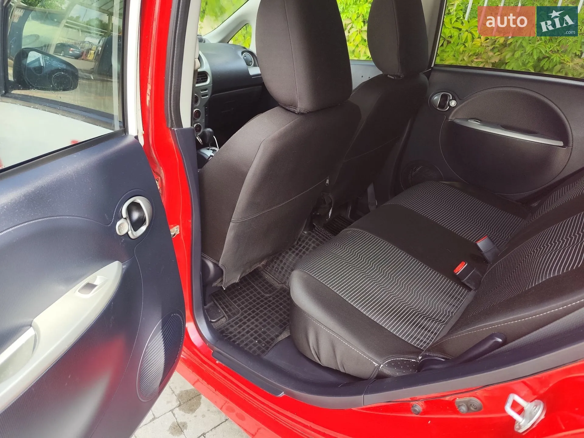 2011 Mitsubishi i-MiEV - мініатюра 5