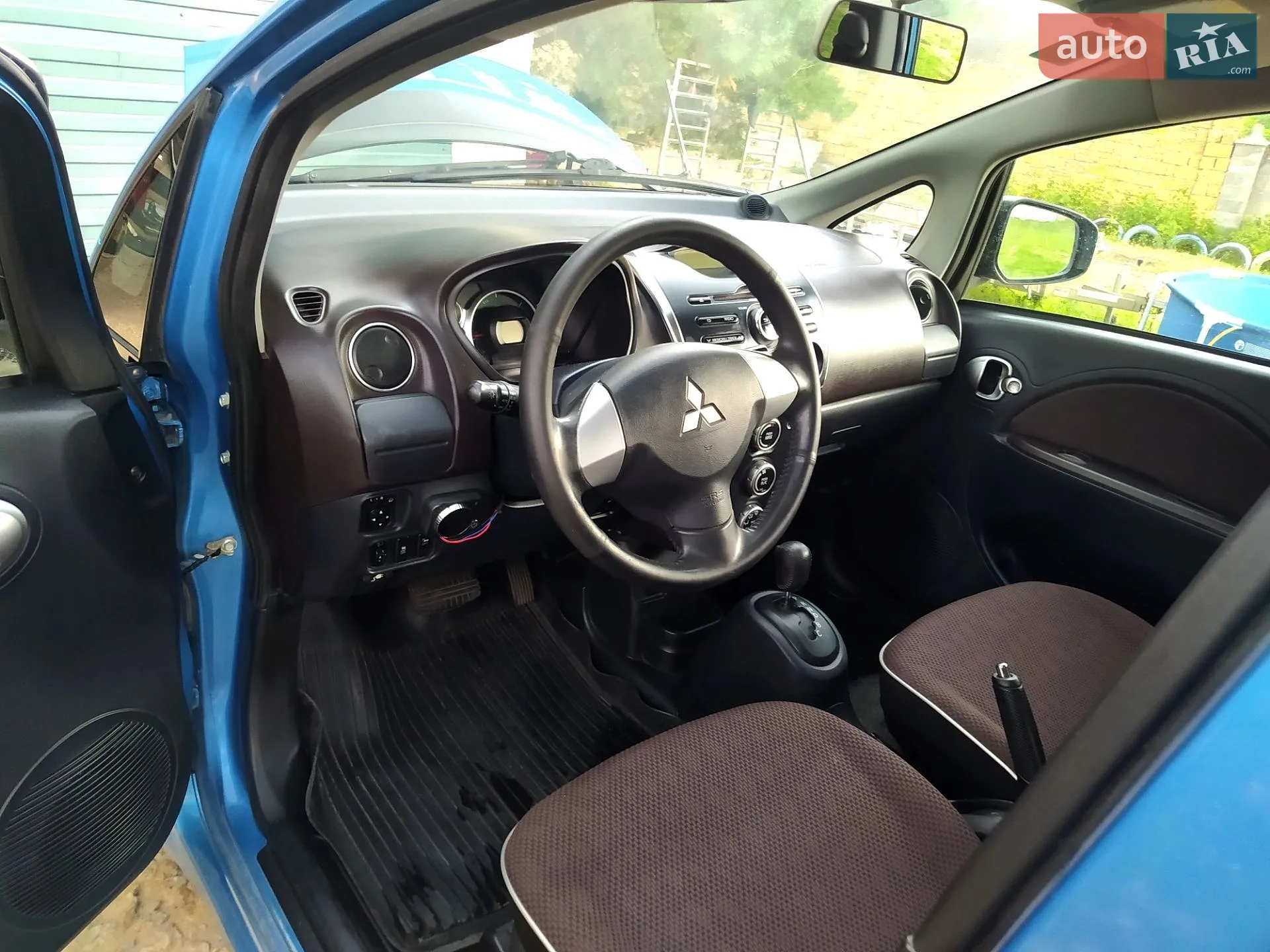 2011 Mitsubishi i-MiEV - мініатюра 5