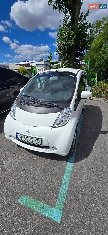 2015 Mitsubishi i-MiEV - мініатюра 38