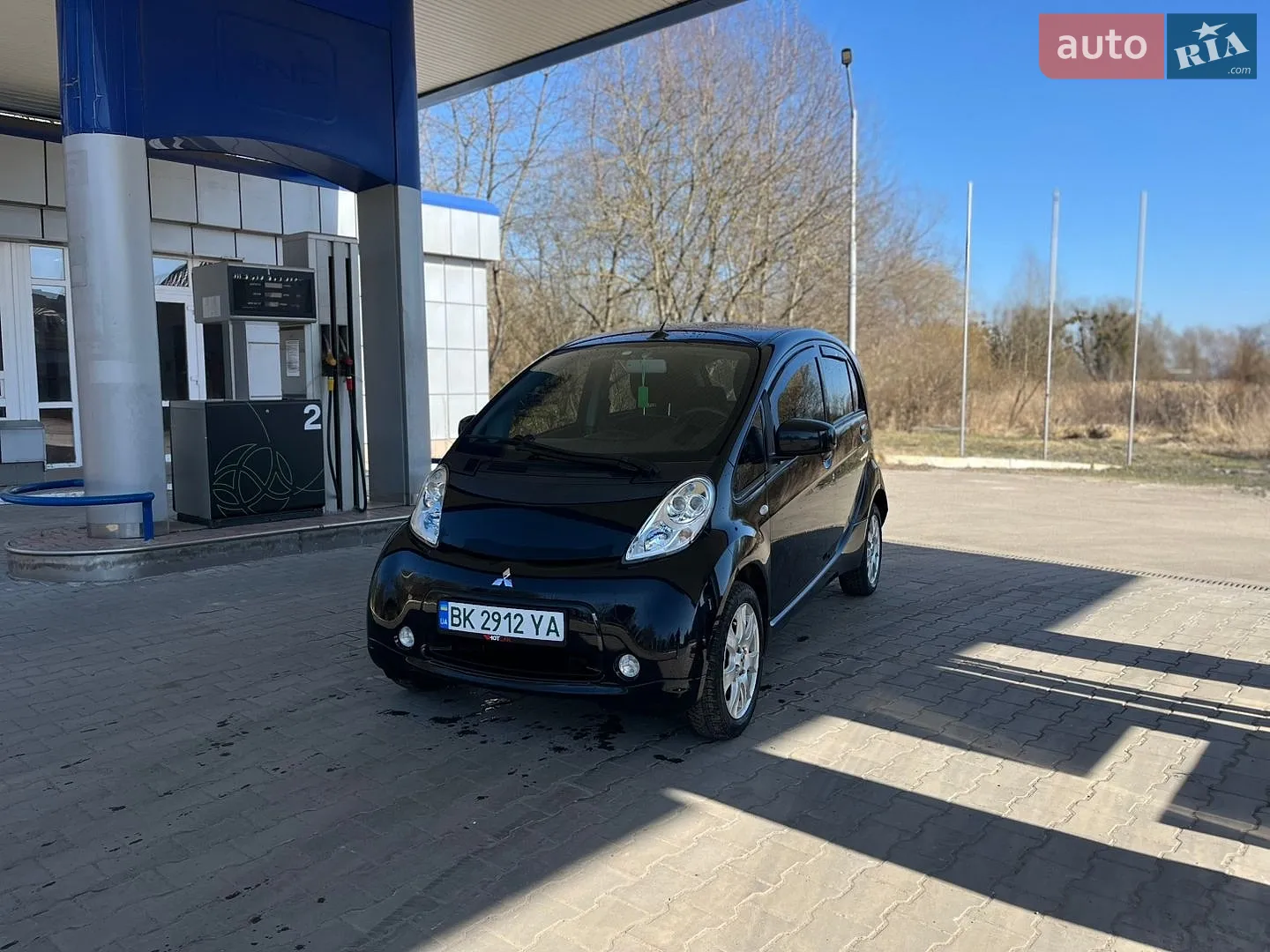 2015 Mitsubishi i-MiEV - мініатюра 2