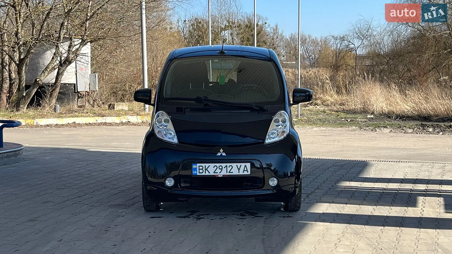 2015 Mitsubishi i-MiEV - мініатюра 4