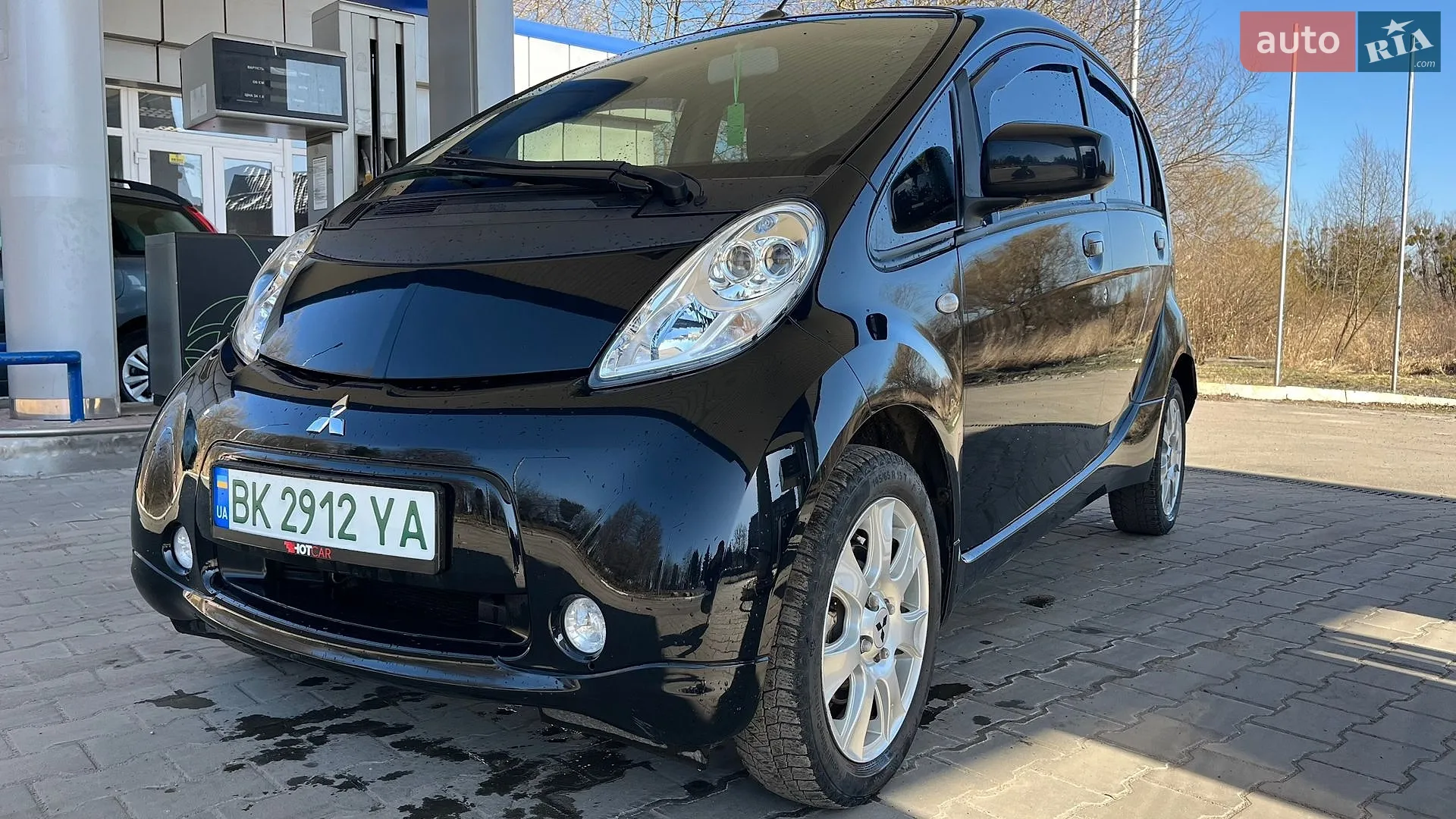 2015 Mitsubishi i-MiEV - мініатюра 11