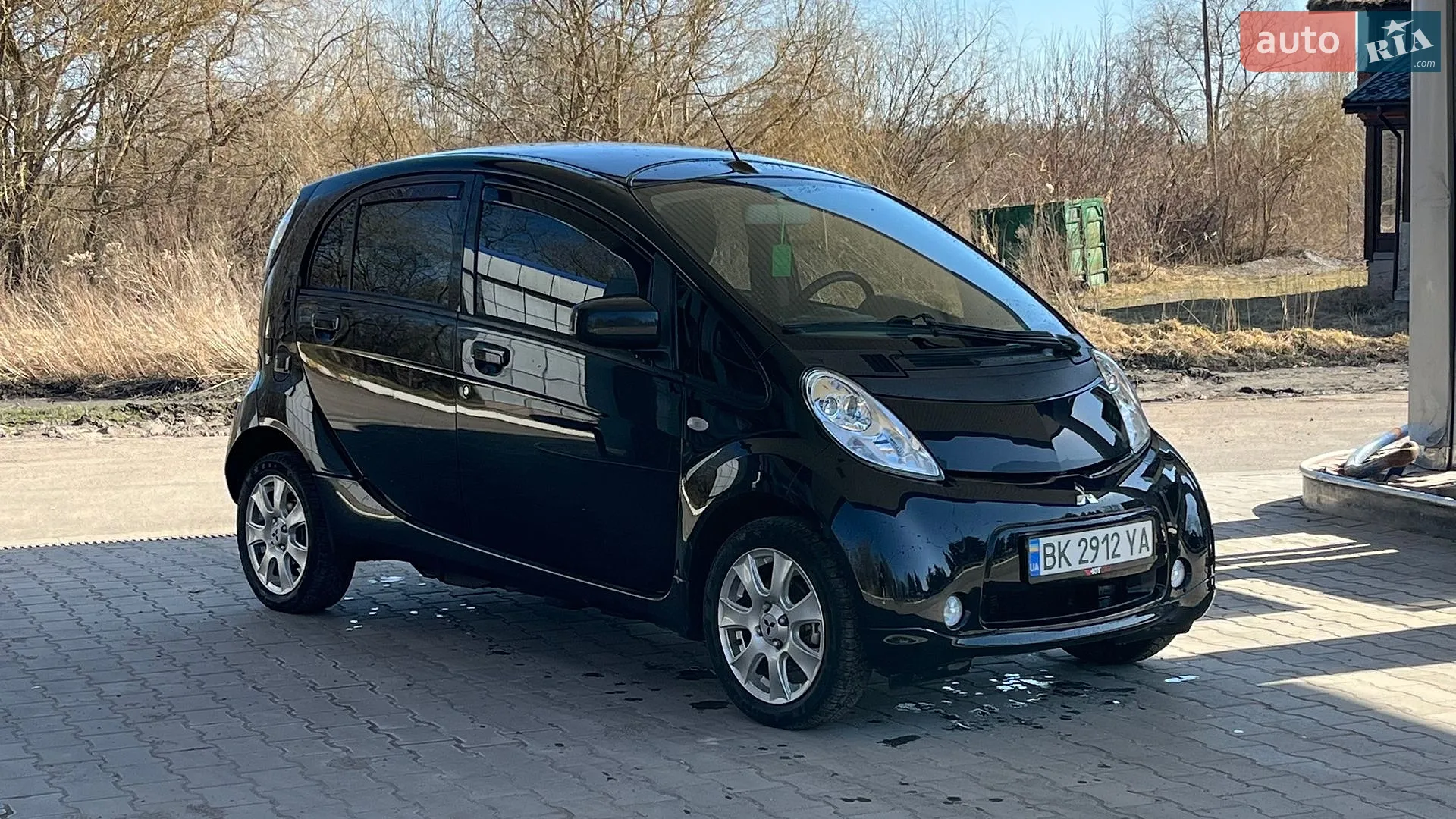 2015 Mitsubishi i-MiEV - мініатюра 5