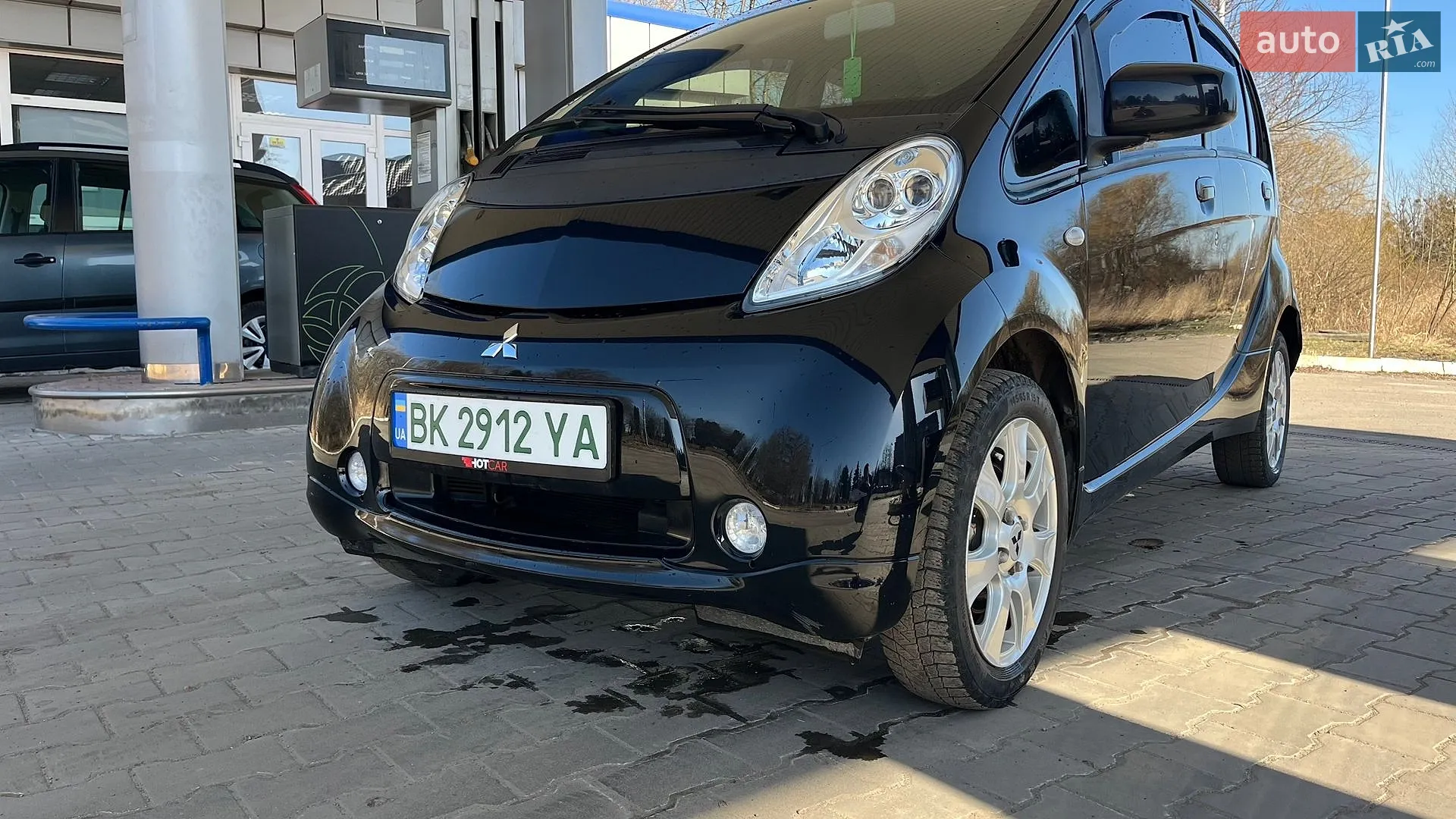 2015 Mitsubishi i-MiEV - мініатюра 14