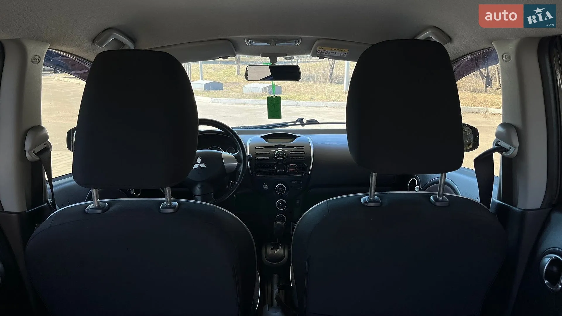 2015 Mitsubishi i-MiEV - мініатюра 20