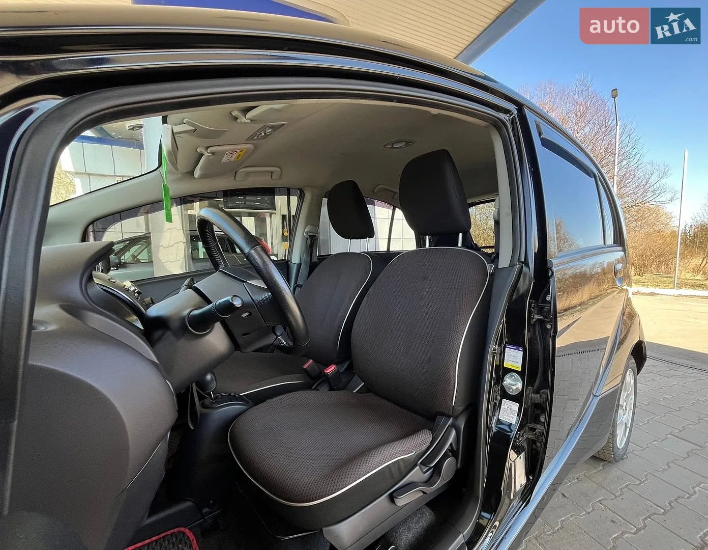 2015 Mitsubishi i-MiEV - мініатюра 25