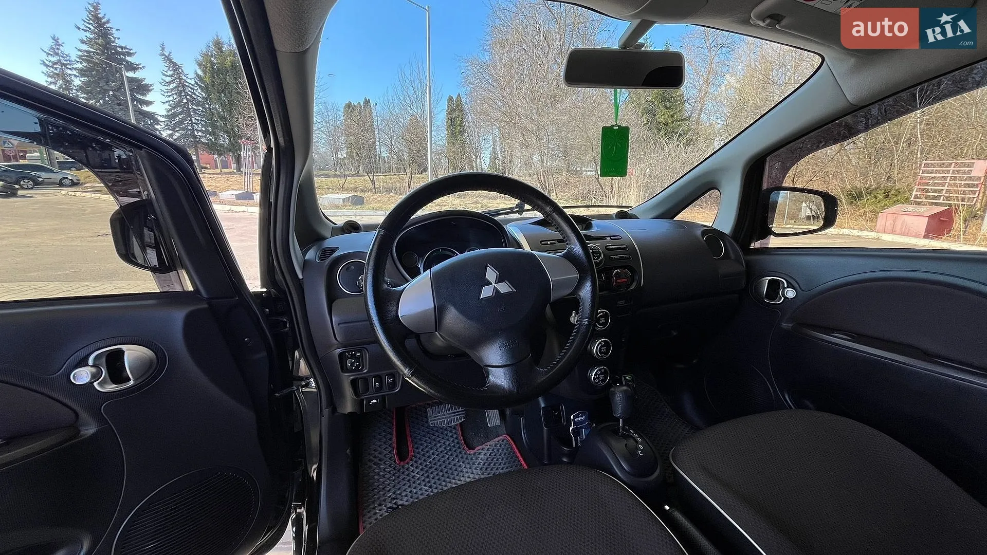 2015 Mitsubishi i-MiEV - мініатюра 17
